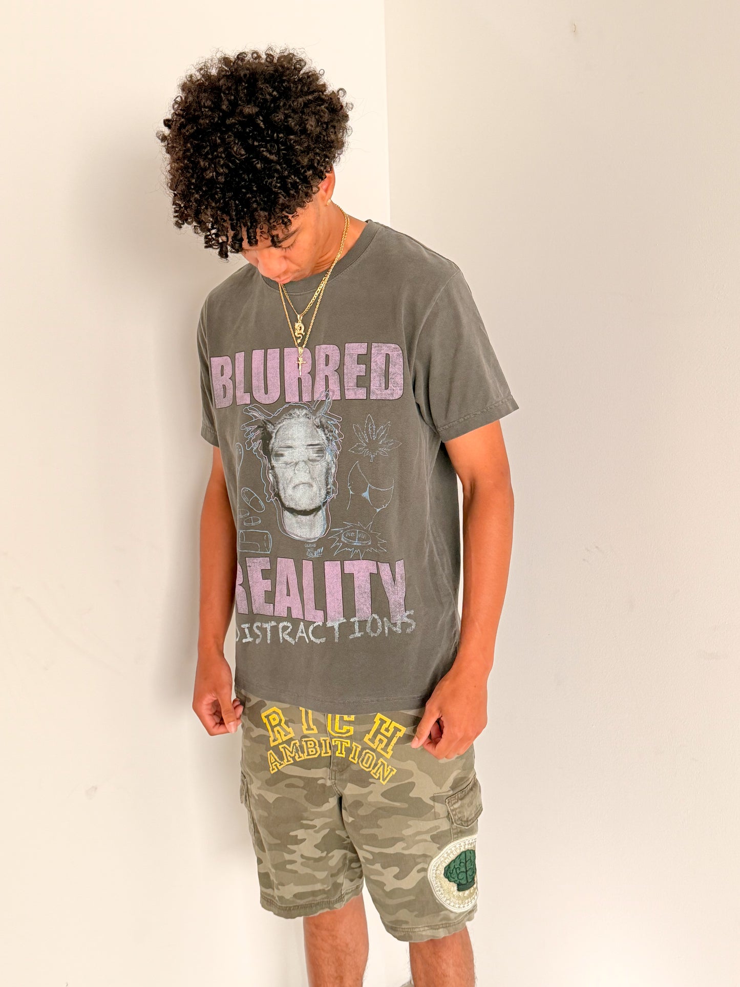 DISTRACTIONS T-SHIRT
