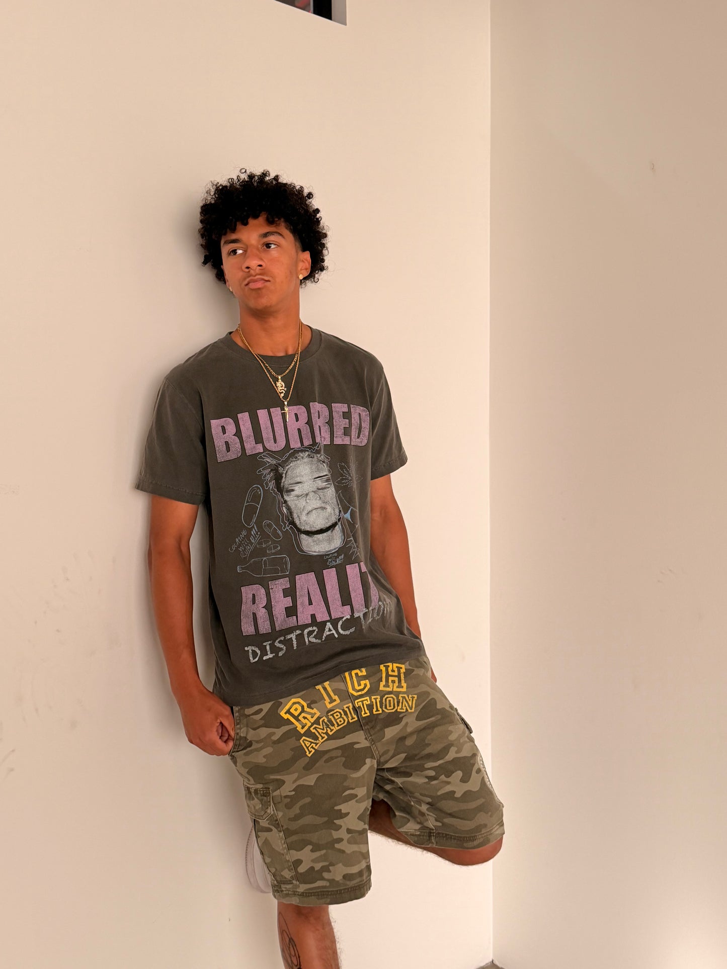 DISTRACTIONS T-SHIRT